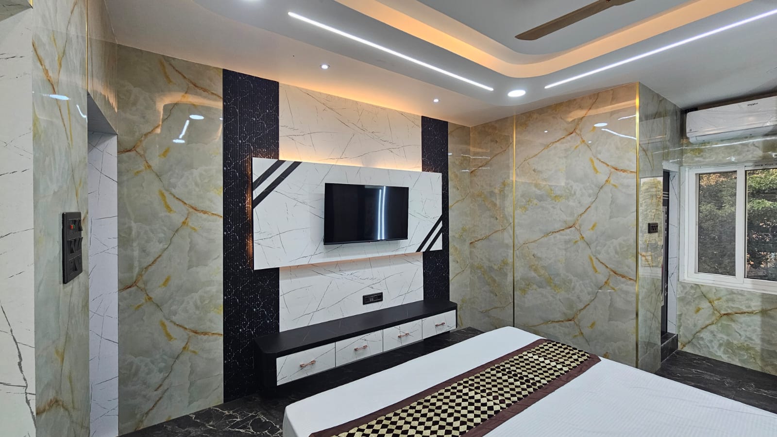 Swaraj Inn Paradeep - Luxury AC Double Bed Room Interior with Modern Amenities