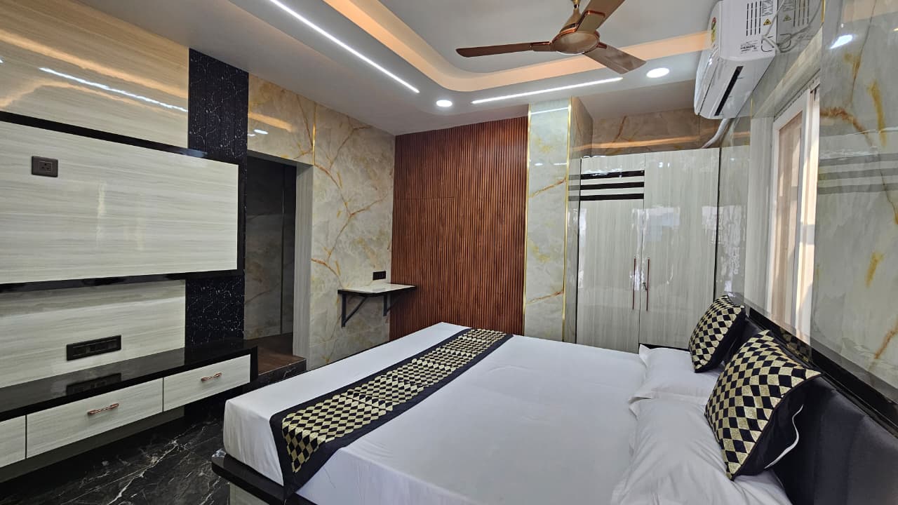 Swaraj Inn AC Twin Double Bed Room - Best Budget-Friendly Accommodation in Paradeep