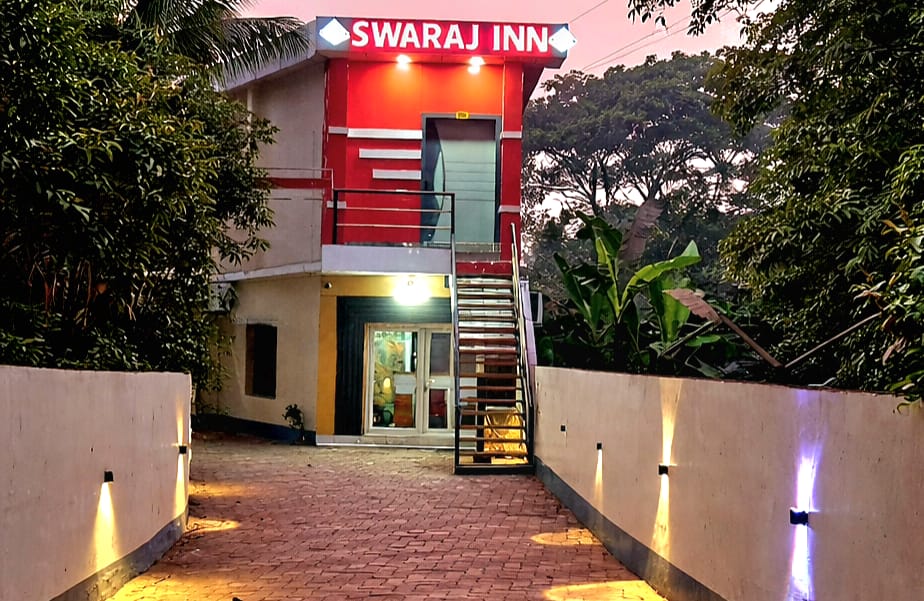 Swaraj Inn Exterior - Prime Location at Gate bazar Paradeep Center